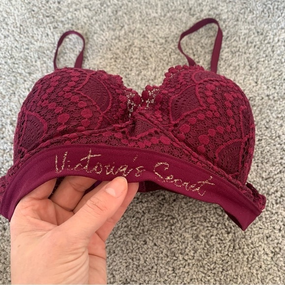 Victoria's Secret Plum Colored Lace Bra Size 34C - Picture 2 of 8